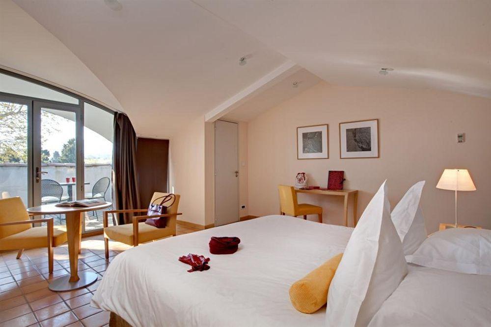 Hotel De L'Image แซ็งต์-เรมีย์-เดอ-โพรวองซ์ ภายนอก รูปภาพ
